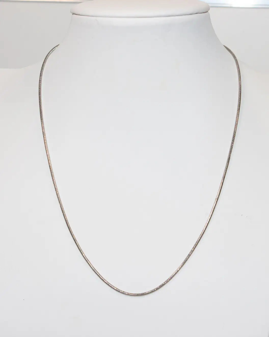 Collana elegante filo