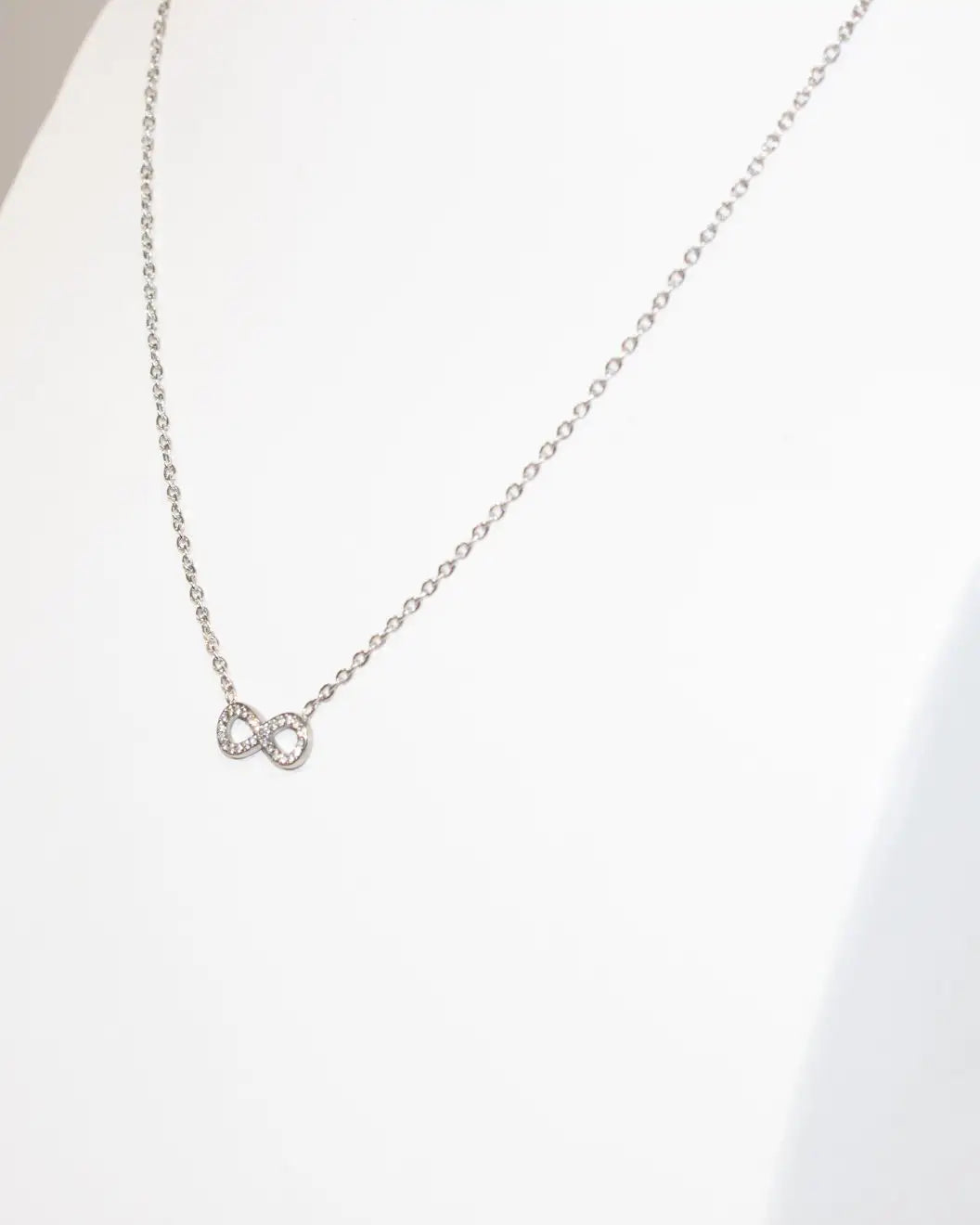 Collana infinito