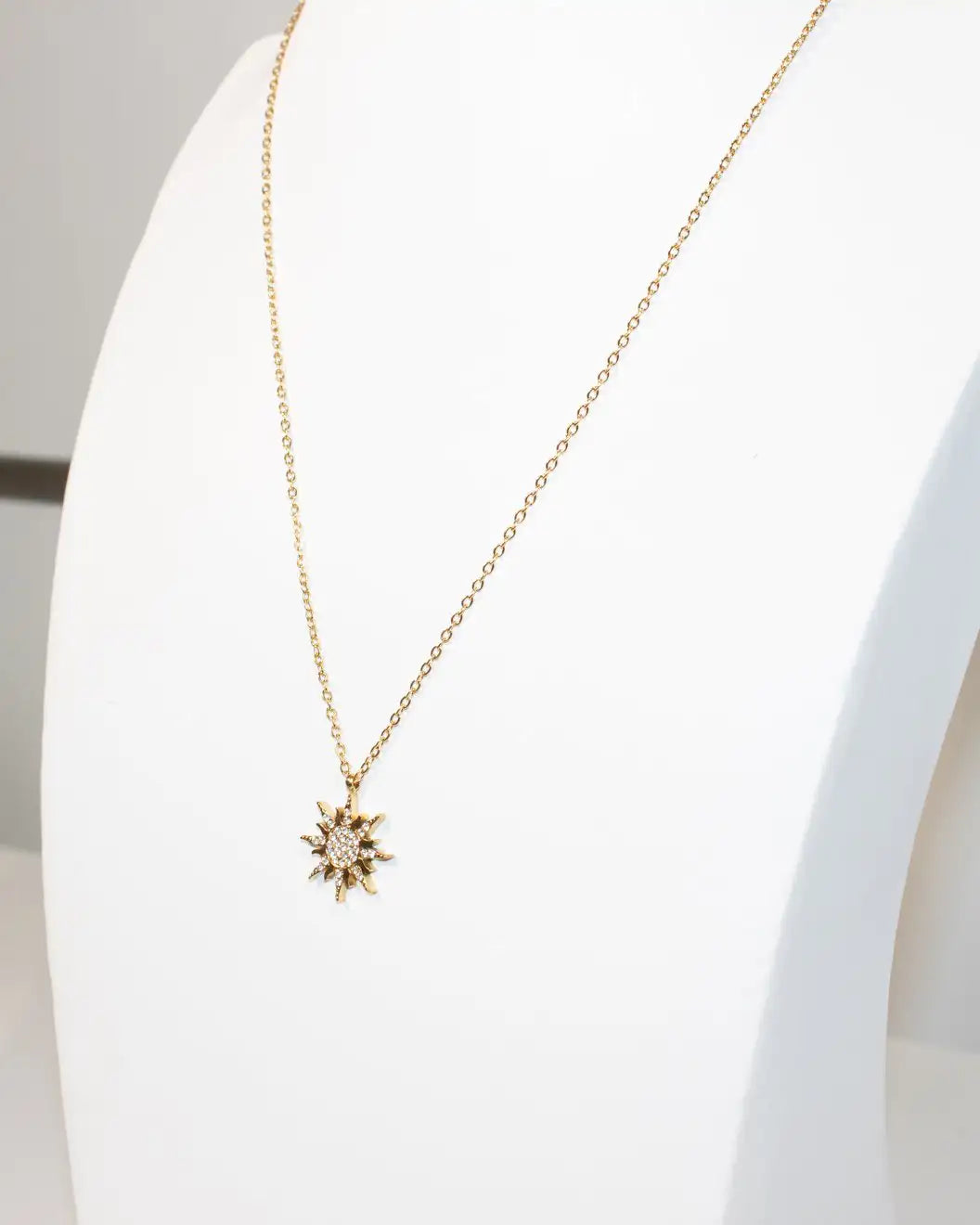 Collana sole